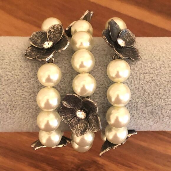 Faux Pearl and Flower Stretch Bracelets | Set of 3 | 2.5” Inner Diameter - Picture 1 of 3